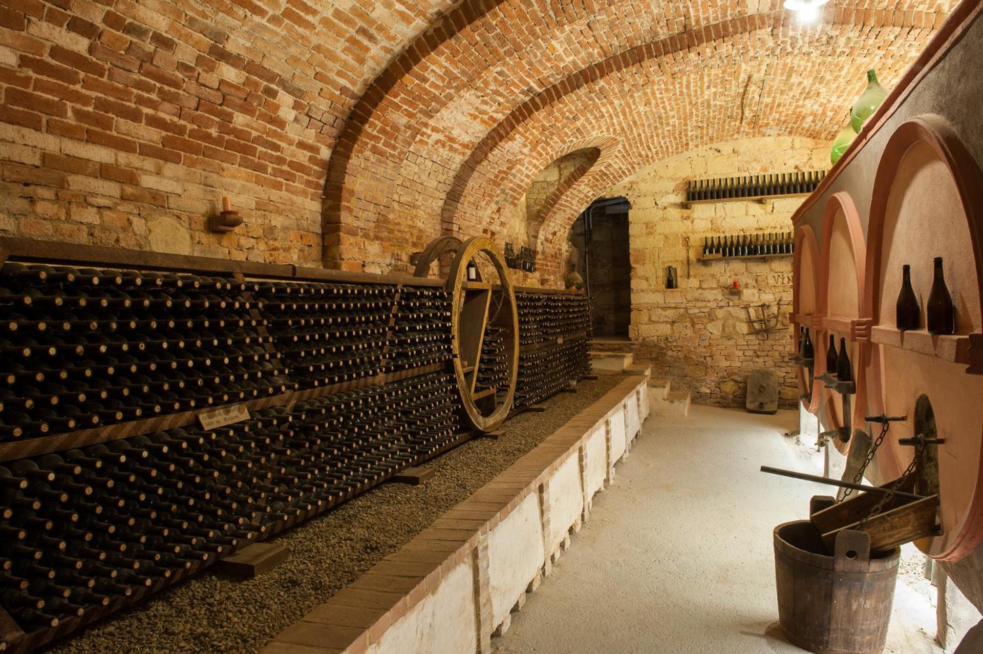 Farm stay Le Tre Rose - Cantina Zanello Rosignano Monferrato